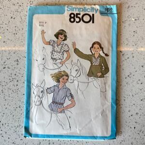 Vintage 1970s Simplicity 8501 Sewing Pattern Juniors Size S Set of Tops COMPLETE